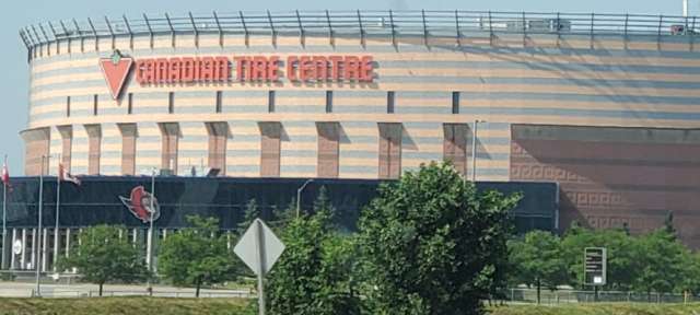 canadian.tire .centre1.h